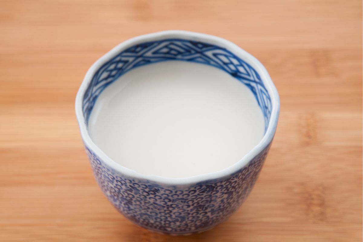 無添加の甘酒はスーパーで購入できる?添加物に関する豆知識も紹介