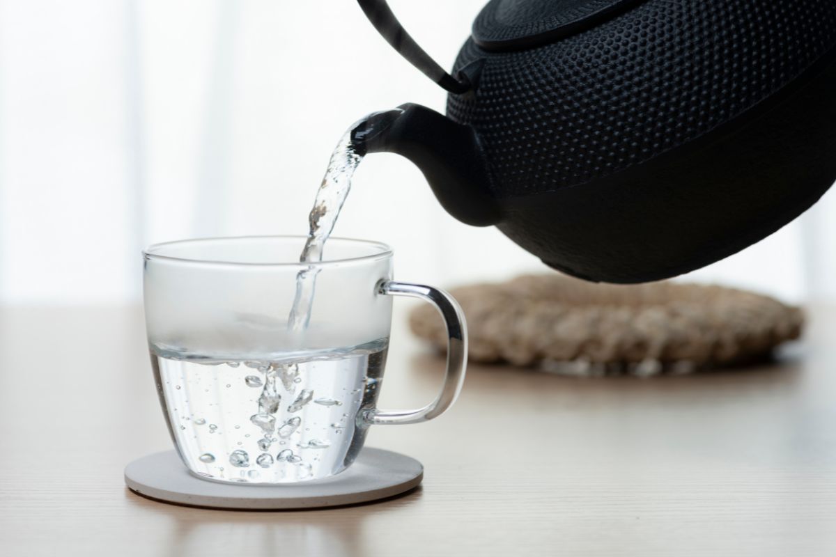 寝る前に飲むと痩せる飲み物はある?おすすめの飲み物とNGの飲み物を紹介