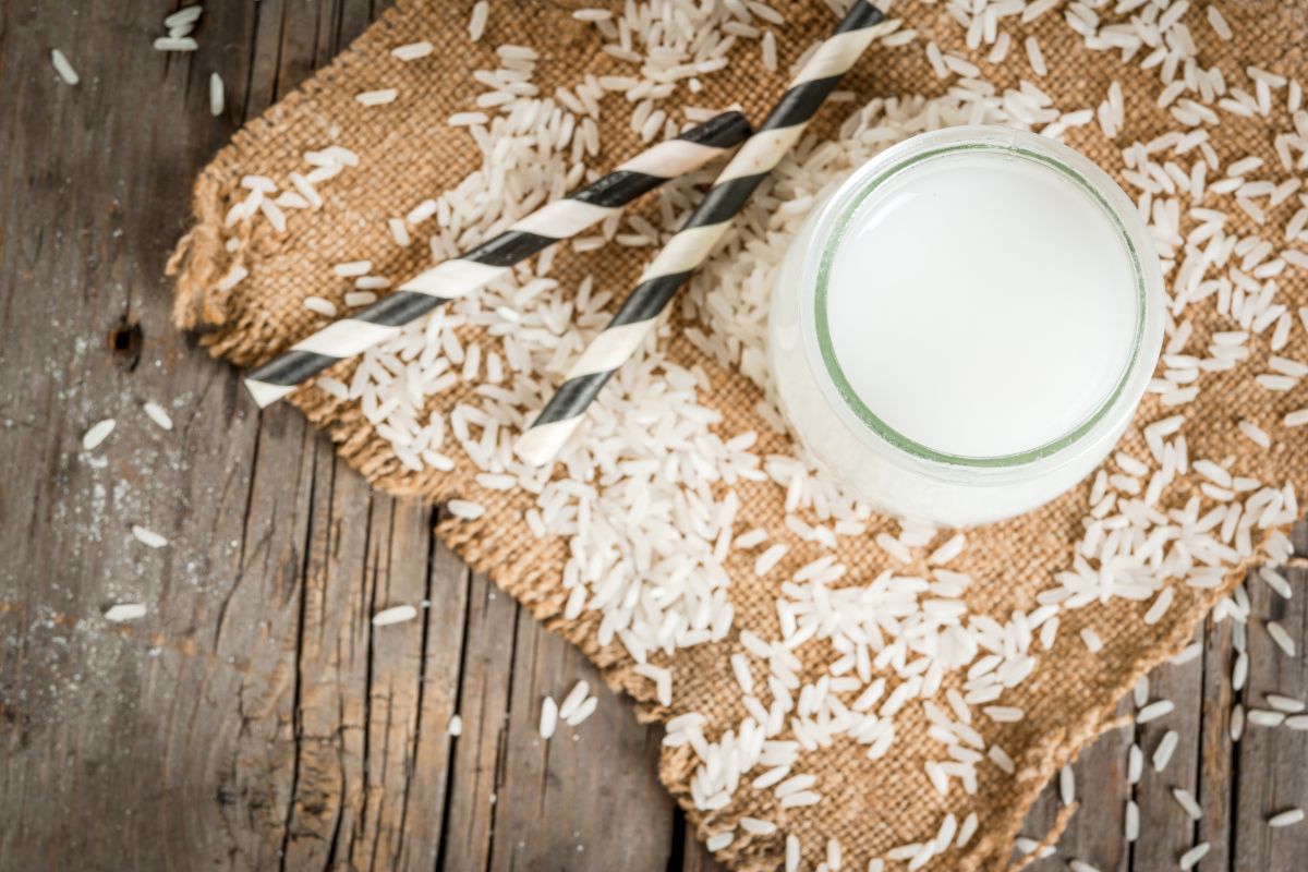 ライスミルクはどんな味?甘酒やその他のミルクとの違いを比較解説