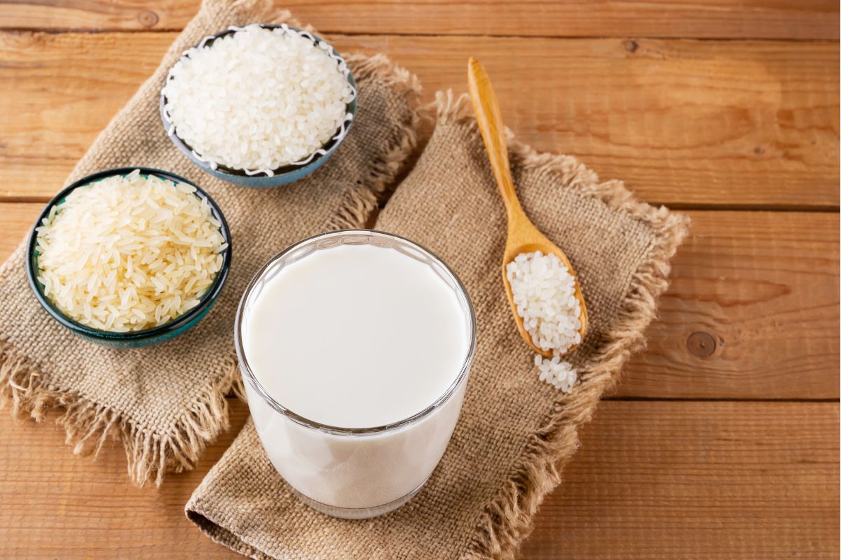 ライスミルクのおいしい飲み方は？栄養成分や効果をその他のミルクと比較解説